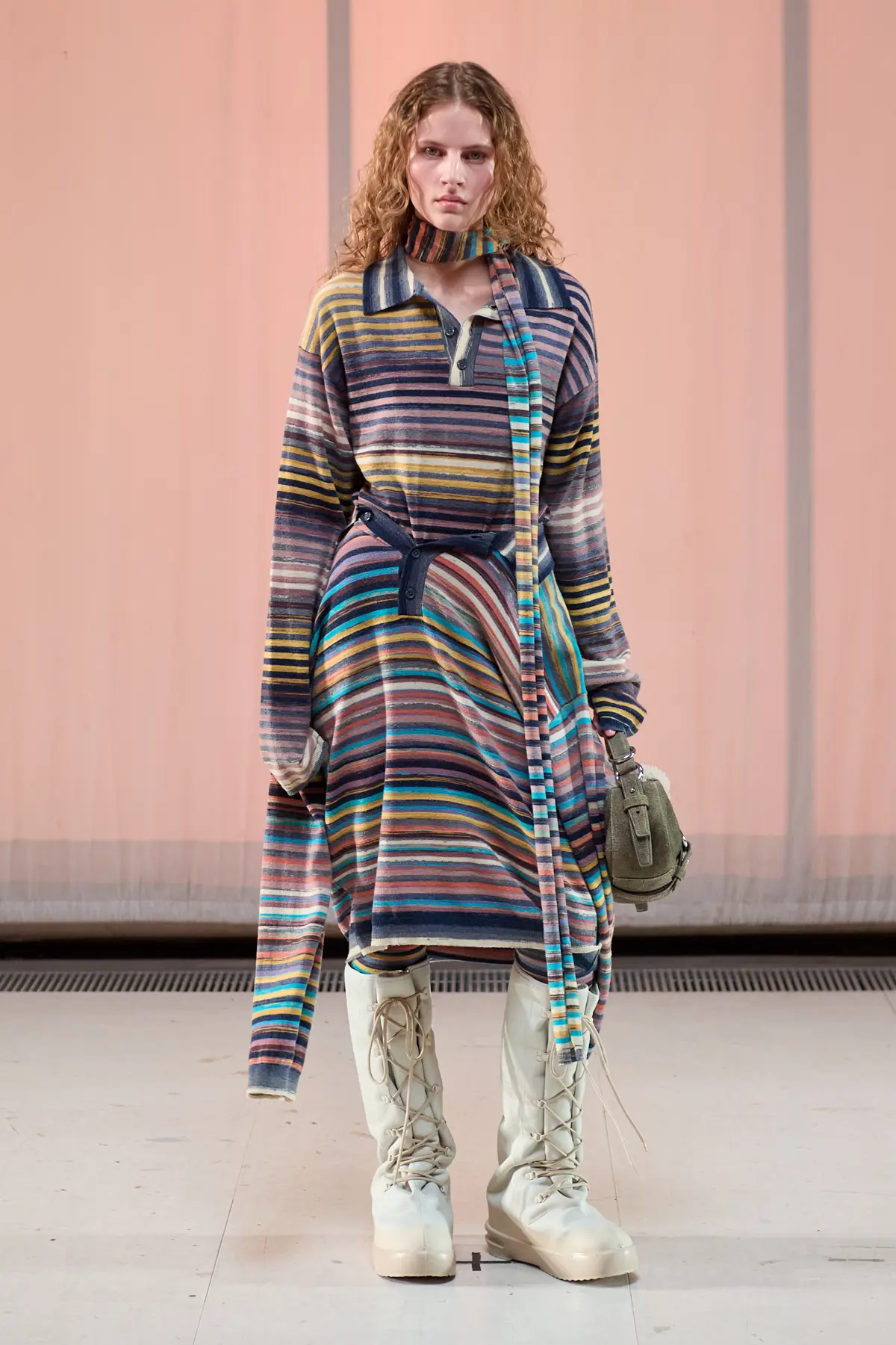 Aw26 Copenhagen Fashion Week Holzweiler Runway 2X3 James Cochrane 25 (1)