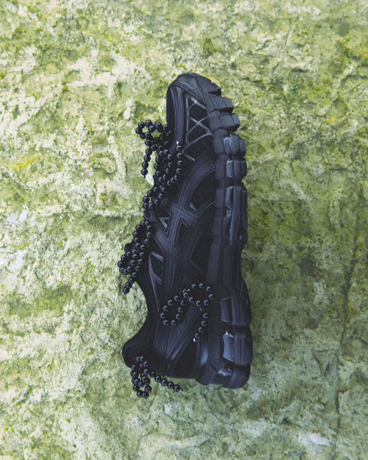 Completedworks X ASICS Collaboration 1