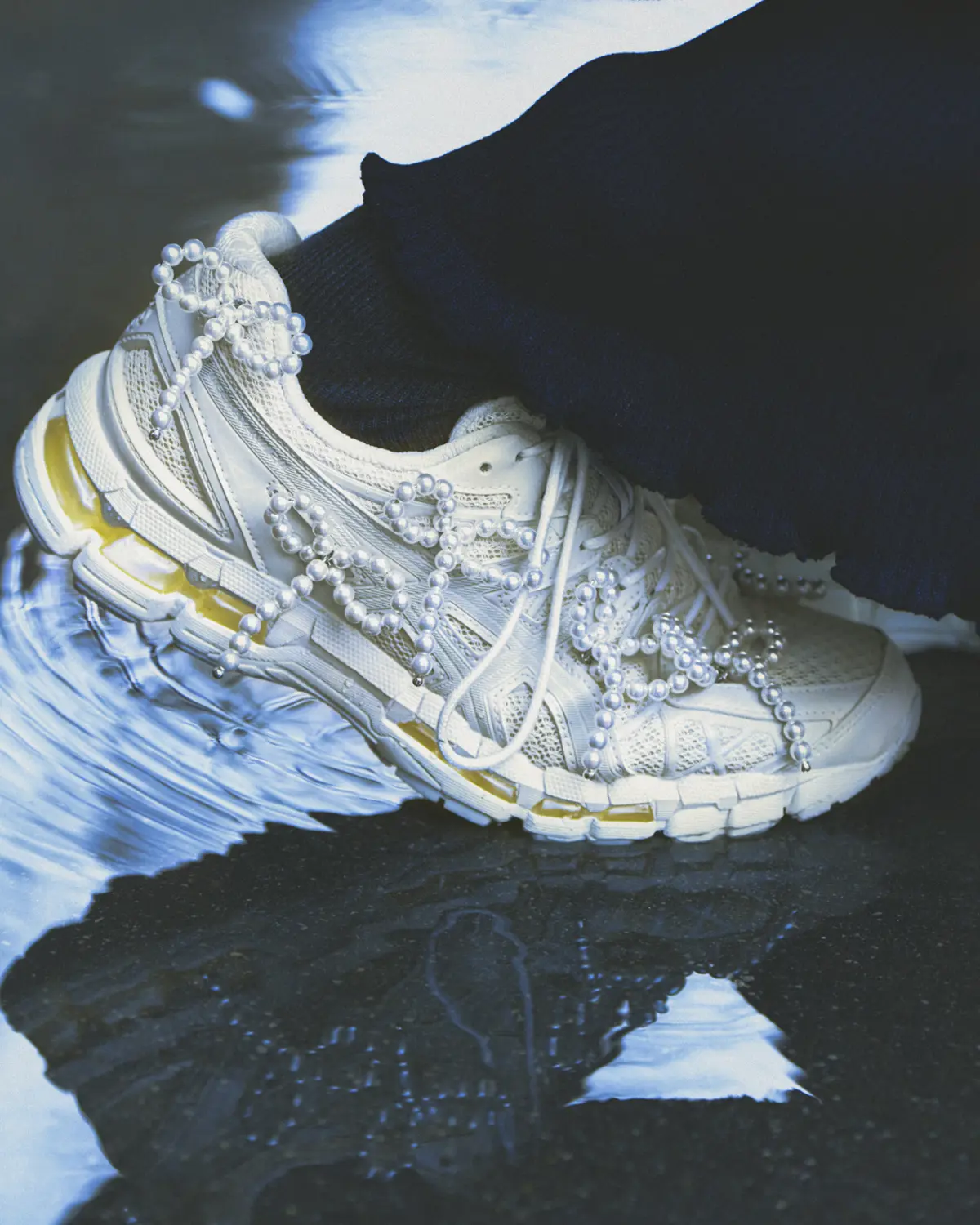 Completedworks X ASICS Collaboration 2